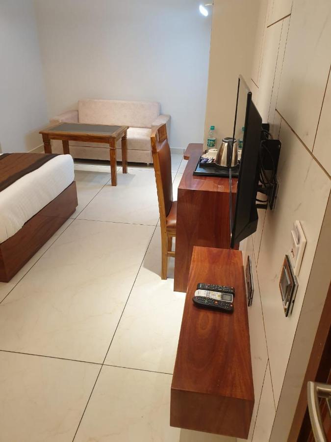 Hotel Suncity Palace Katihār Buitenkant foto