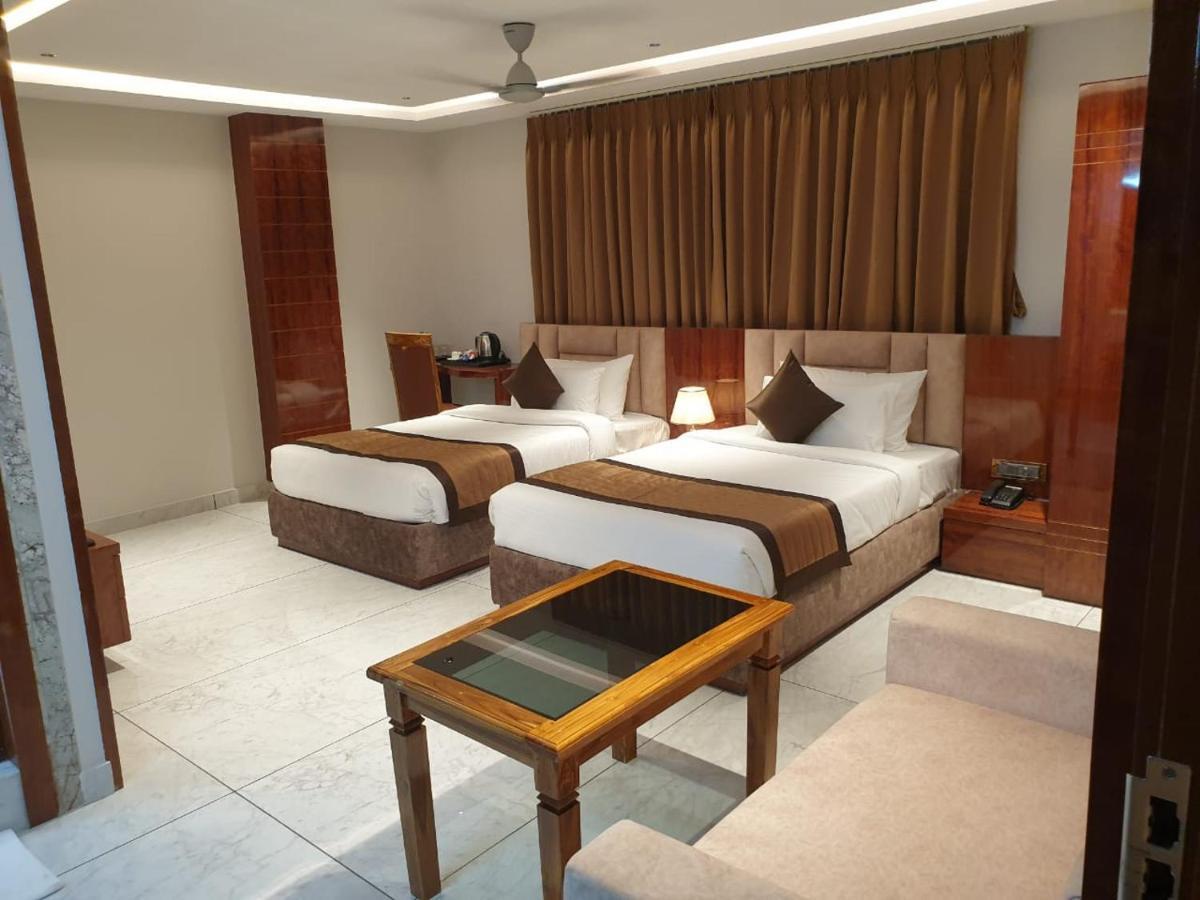 Hotel Suncity Palace Katihār Buitenkant foto