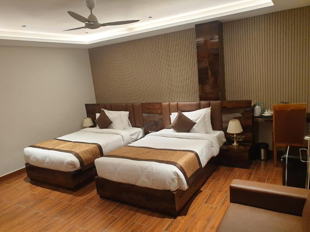 Hotel Suncity Palace Katihār Buitenkant foto