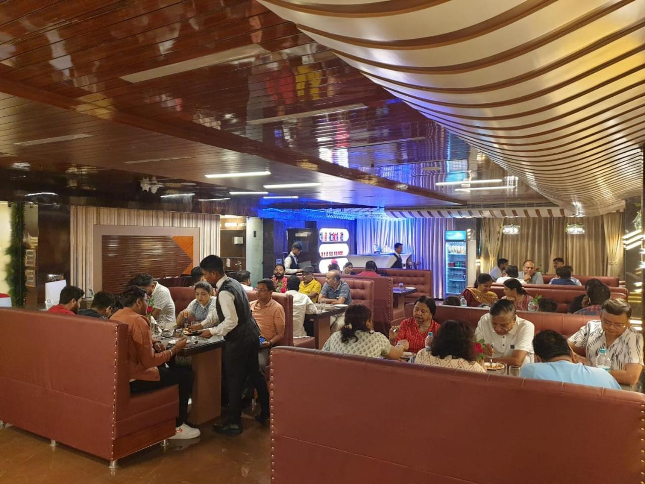 Hotel Suncity Palace Katihār Buitenkant foto