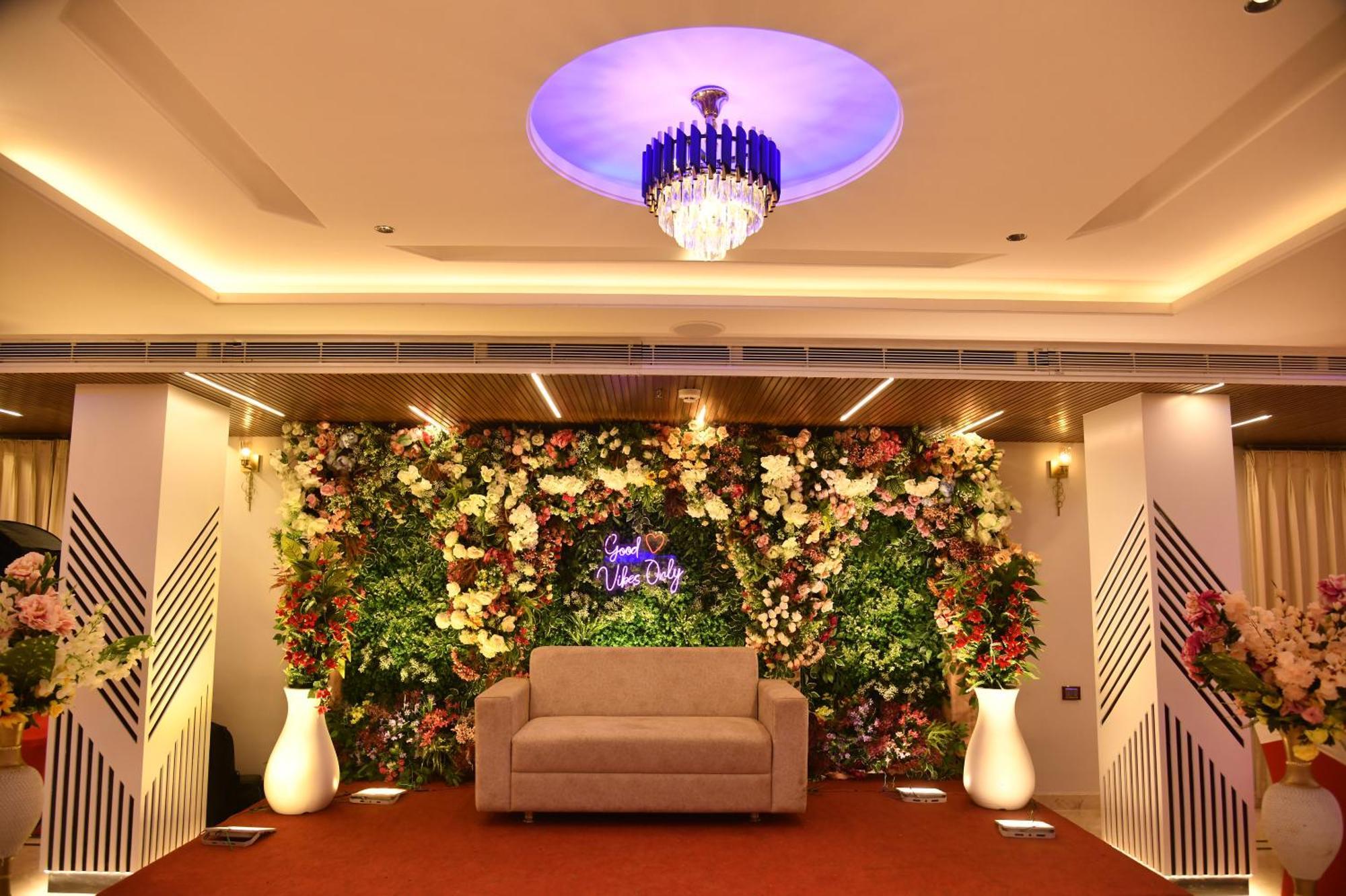 Hotel Suncity Palace Katihār Buitenkant foto