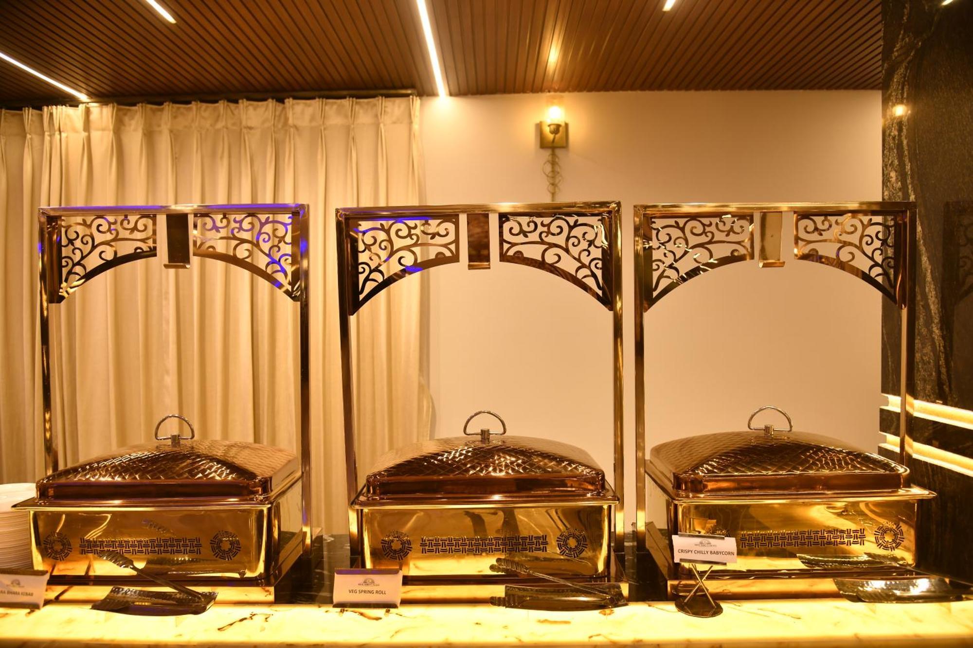 Hotel Suncity Palace Katihār Buitenkant foto